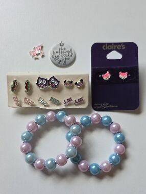 Girl's Jewelry Set - Animal and BFF Stud Earrings Set, Unicorn And Girl Charm